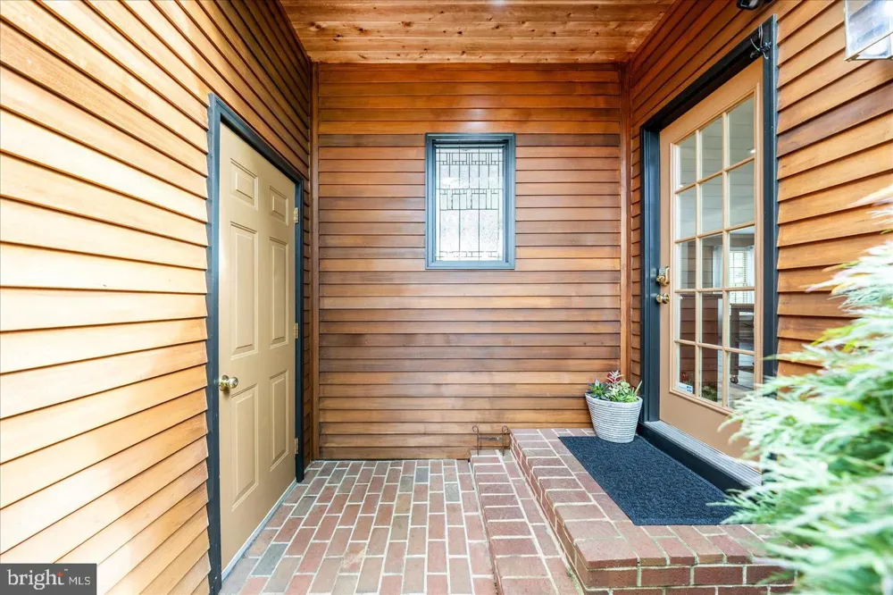 15810 SPADE ROAD Hagerstown, MD 21740