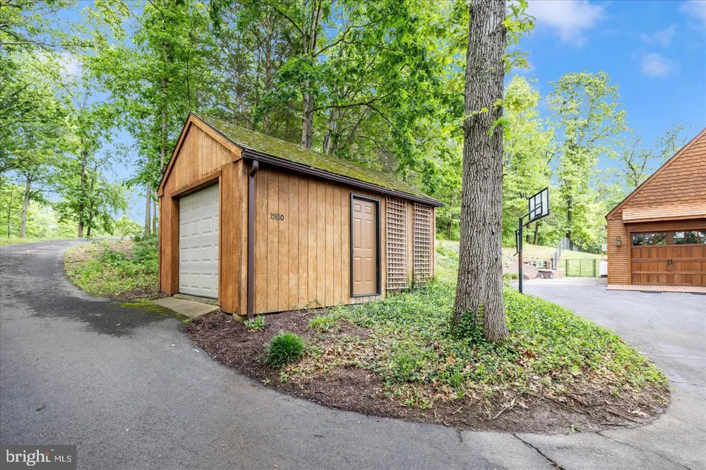 15810 SPADE ROAD Hagerstown, MD 21740