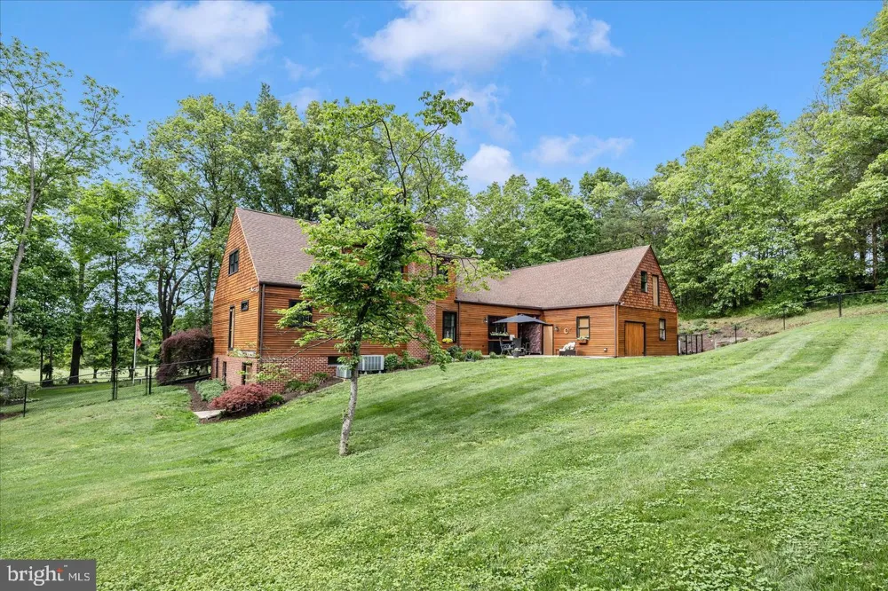 15810 SPADE ROAD Hagerstown, MD 21740
