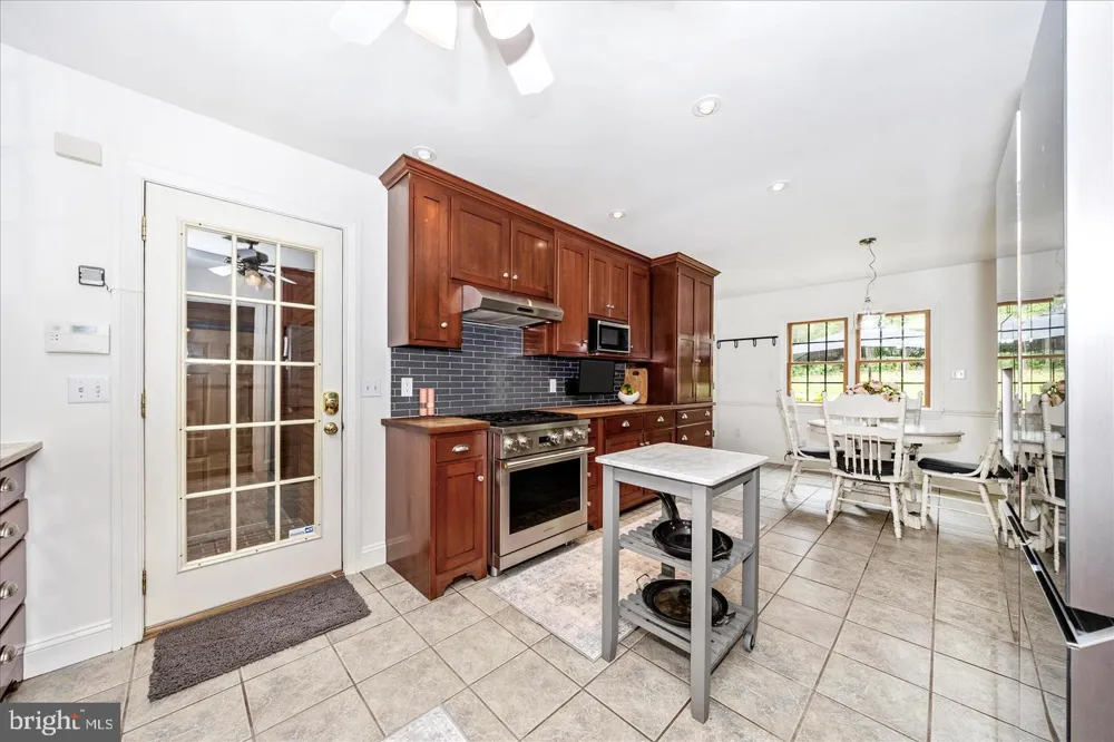 15810 SPADE ROAD Hagerstown, MD 21740