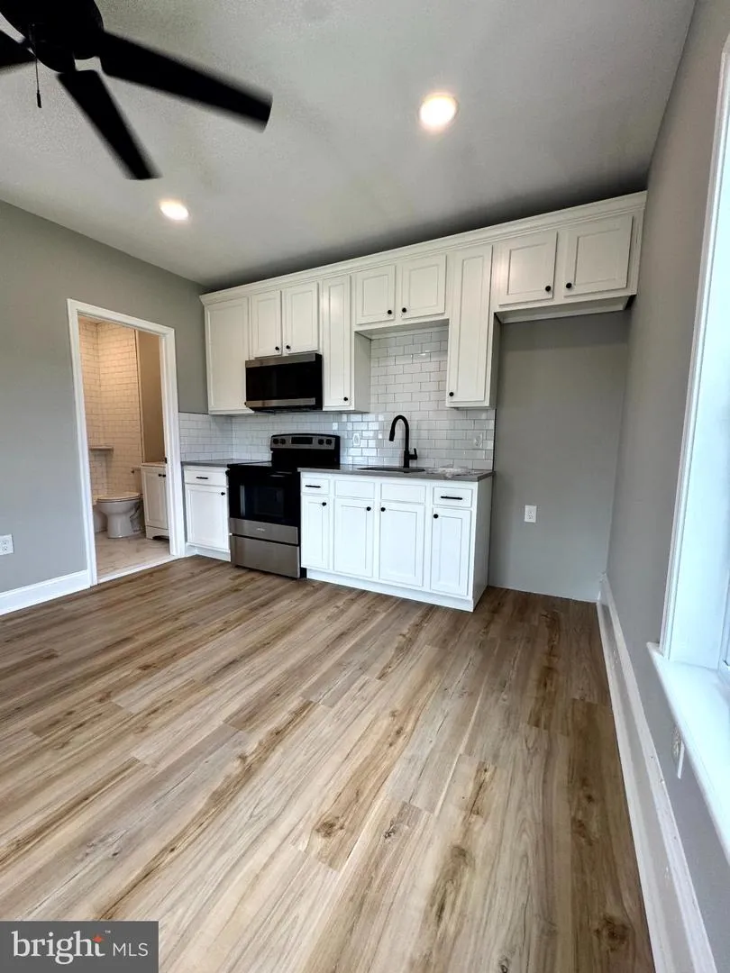 77 BYBERRY ROAD #UNIT B Hatboro, PA 19040