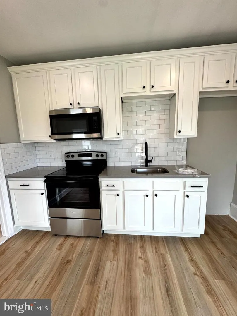 77 BYBERRY ROAD #UNIT B Hatboro, PA 19040