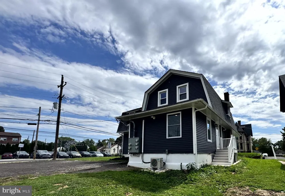 77 BYBERRY ROAD #UNIT B Hatboro, PA 19040