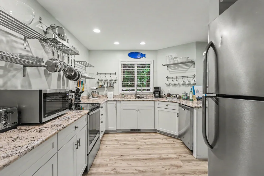 800 North Shore Drive #2 South Haven, MI 49090