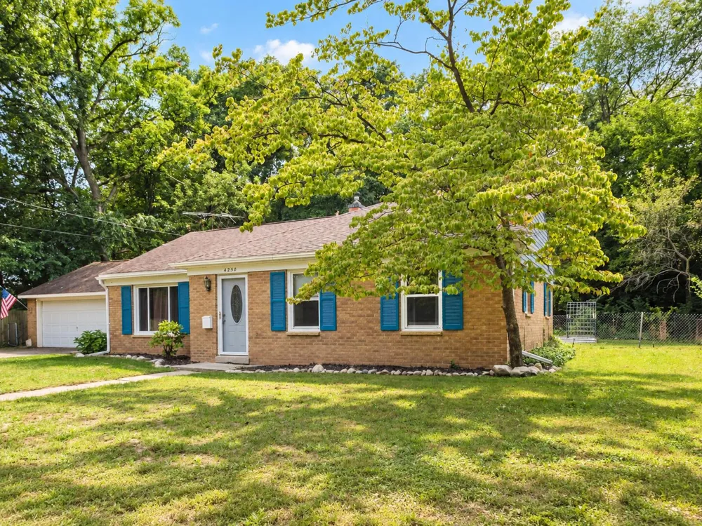 4250 Pembrook Street Kalamazoo, MI 49008