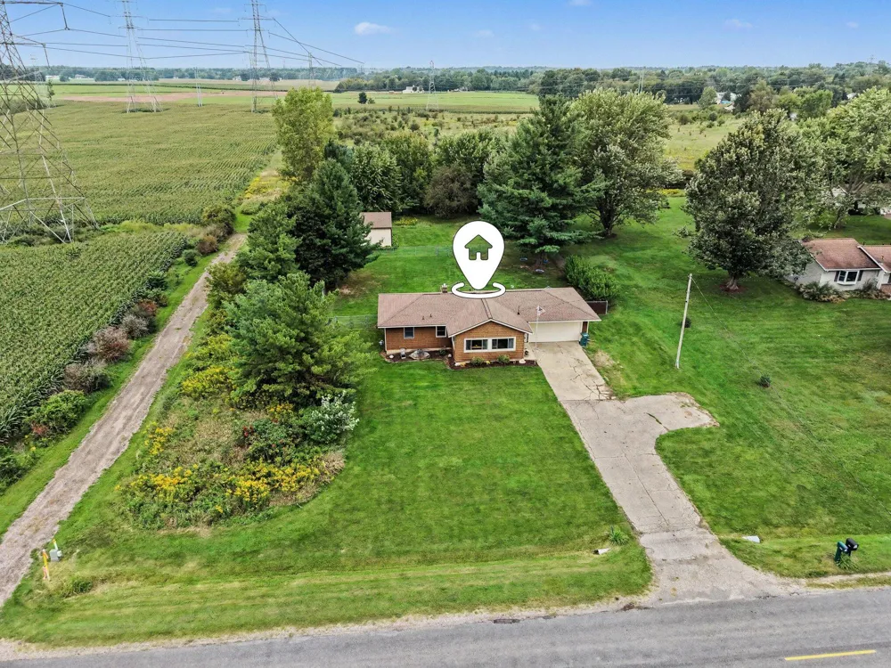 927 Lincoln Street Tallmadge Charter Township, MI 49534
