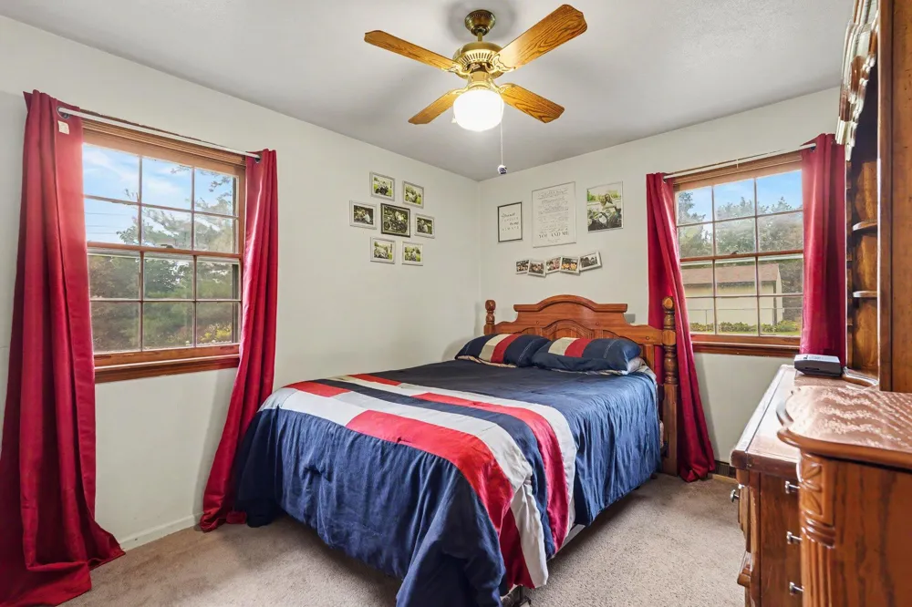 927 Lincoln Street Tallmadge Charter Township, MI 49534