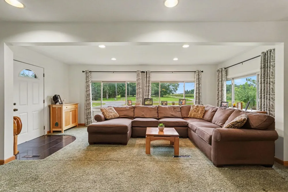 927 Lincoln Street Tallmadge Charter Township, MI 49534