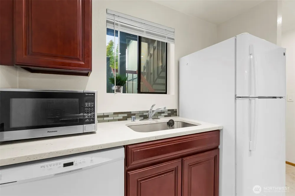3322 I STREET NE #E203 Auburn, WA 98002