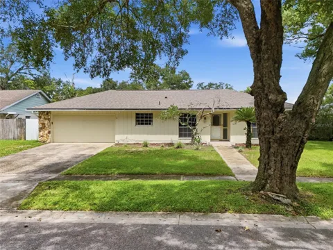 1015 BONITA DRIVE
