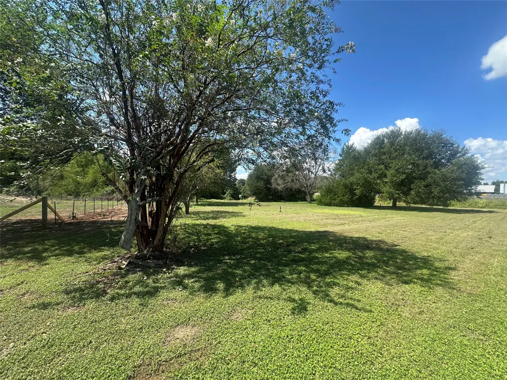 10100 Varisco Lane Bryan, TX 77807