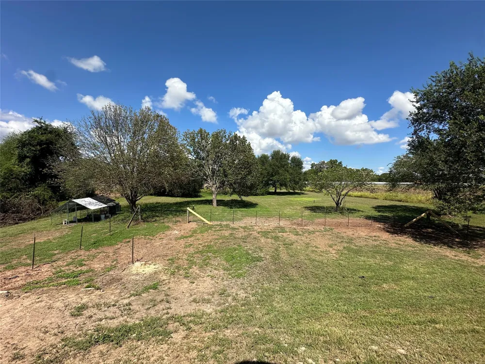 10100 Varisco Lane Bryan, TX 77807