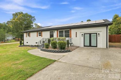 452 Mirror Lake Road