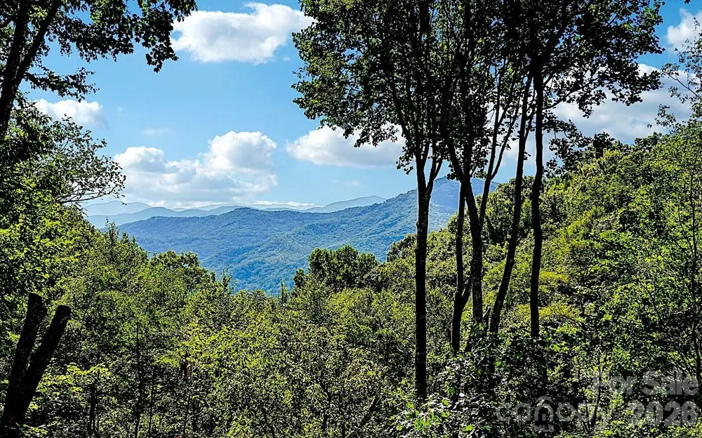 476 Waterford Drive Maggie Valley, NC 28751