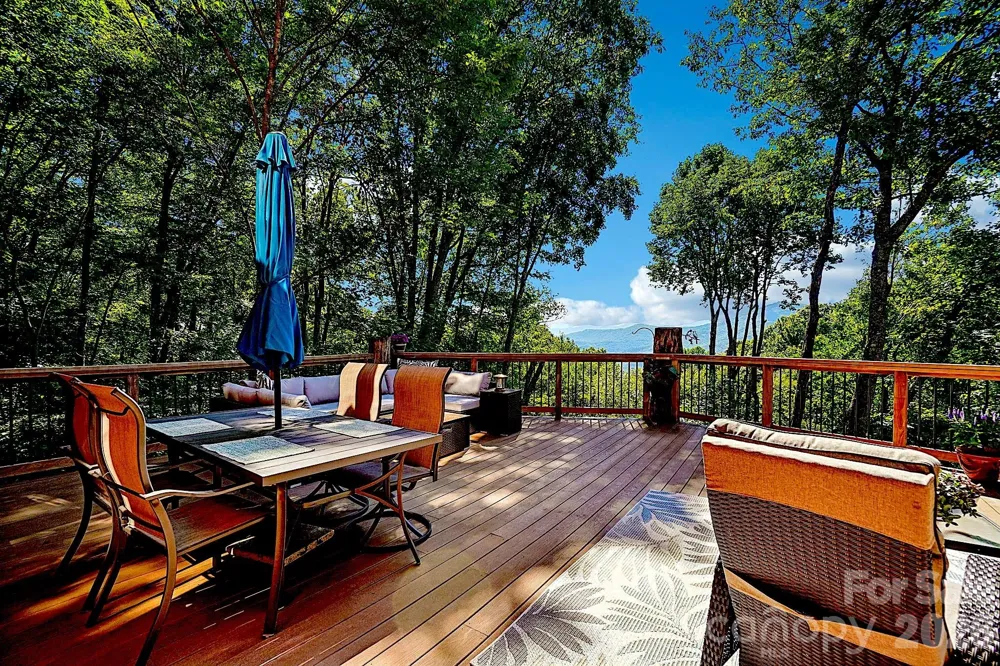 476 Waterford Drive Maggie Valley, NC 28751