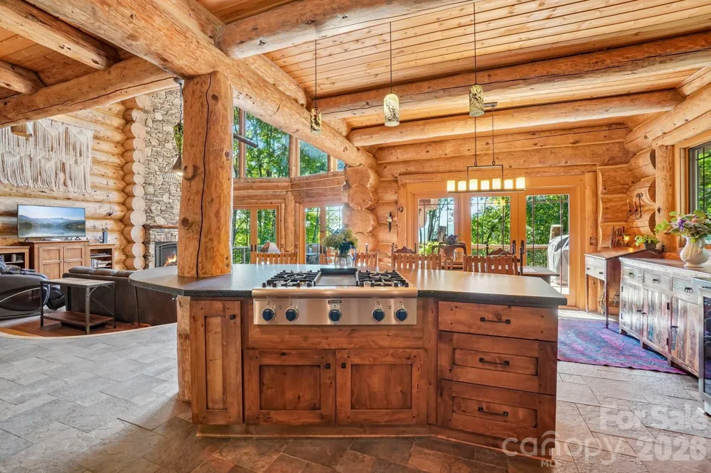 476 Waterford Drive Maggie Valley, NC 28751