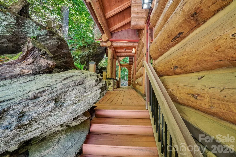 476 Waterford Drive Maggie Valley, NC 28751