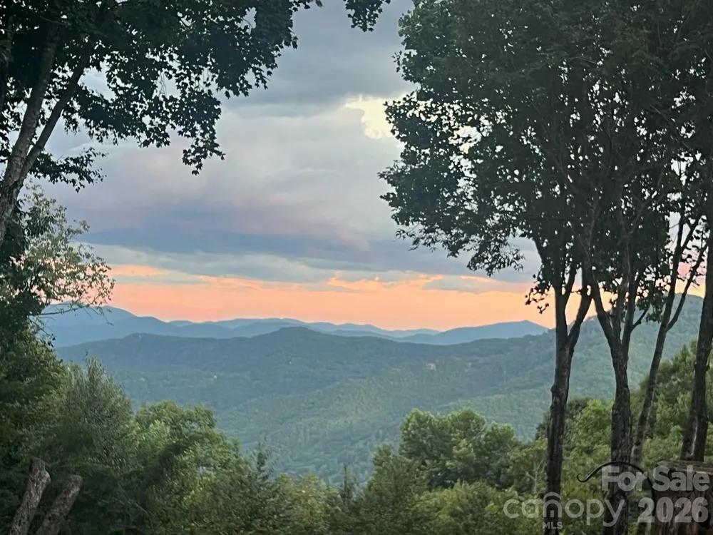 476 Waterford Drive Maggie Valley, NC 28751