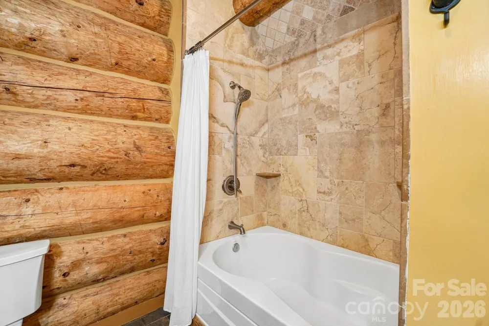 476 Waterford Drive Maggie Valley, NC 28751