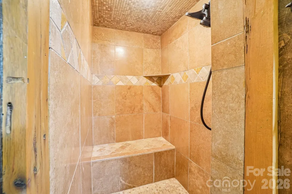 476 Waterford Drive Maggie Valley, NC 28751