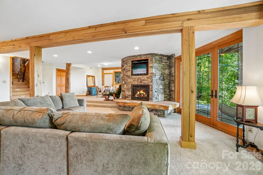 476 Waterford Drive Maggie Valley, NC 28751
