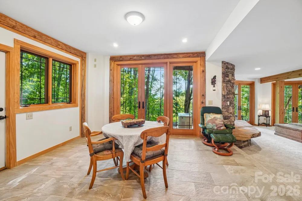 476 Waterford Drive Maggie Valley, NC 28751