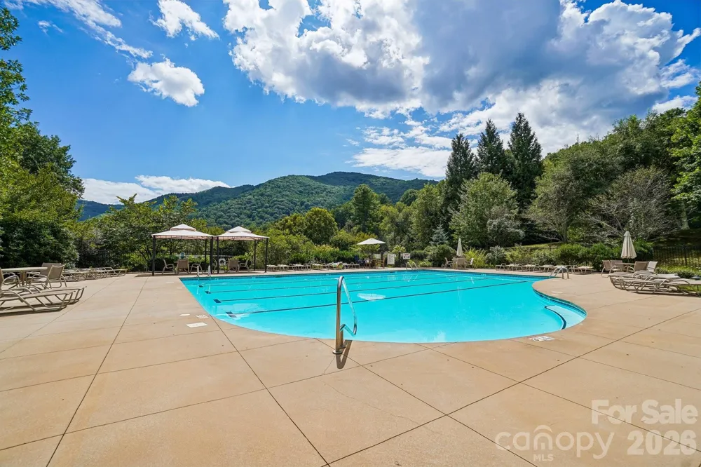 476 Waterford Drive Maggie Valley, NC 28751