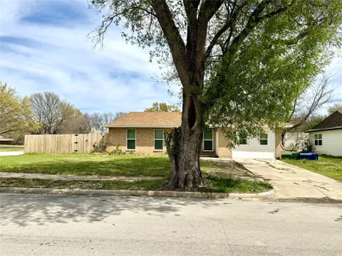 1801 Coleta Place