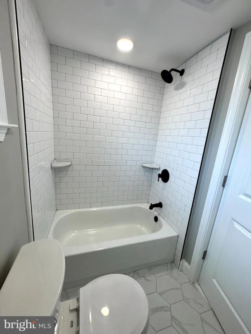 77 BYBERRY ROAD #UNIT C Hatboro, PA 19040