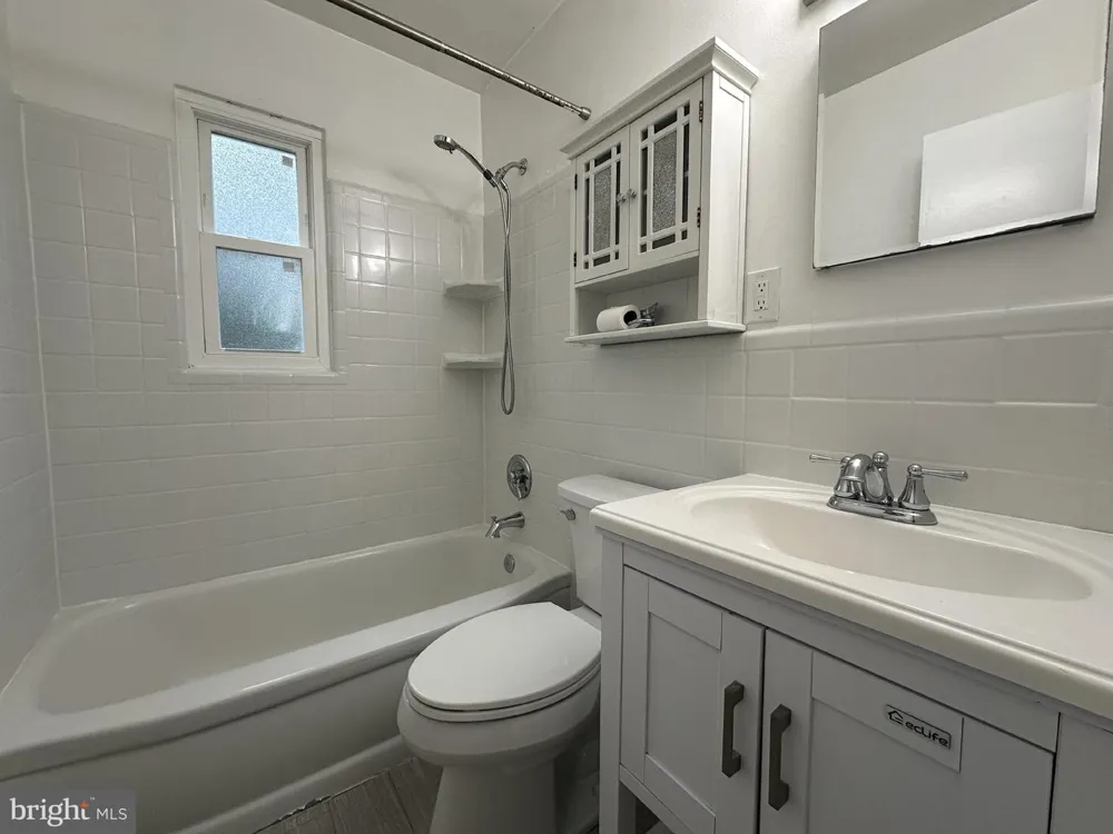 2237 HIGHLAND AVENUE Falls Church, VA 22046