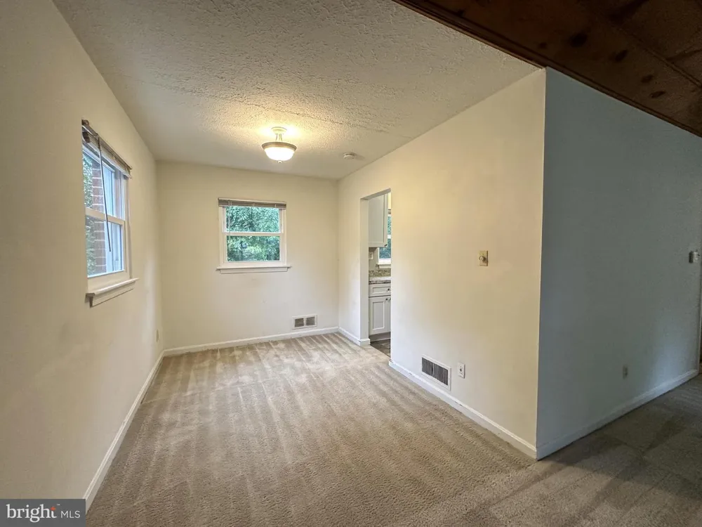 2237 HIGHLAND AVENUE Falls Church, VA 22046