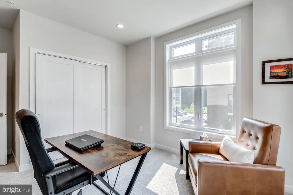 43190 MONGOLD SQUARE Ashburn, VA 20148