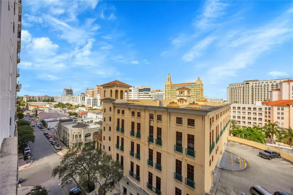 10 Aragon Ave #810 Coral Gables, FL 33134