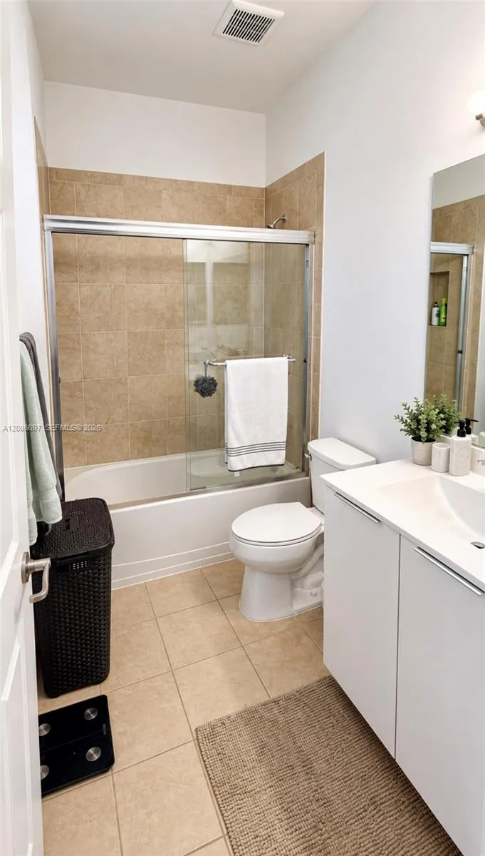 4219 SW 165th Ct #4219 Miami, FL 33185