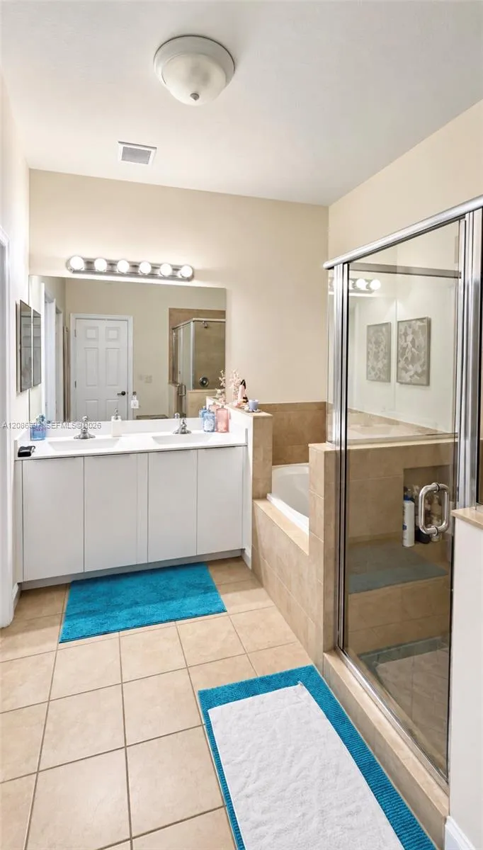 4219 SW 165th Ct #4219 Miami, FL 33185