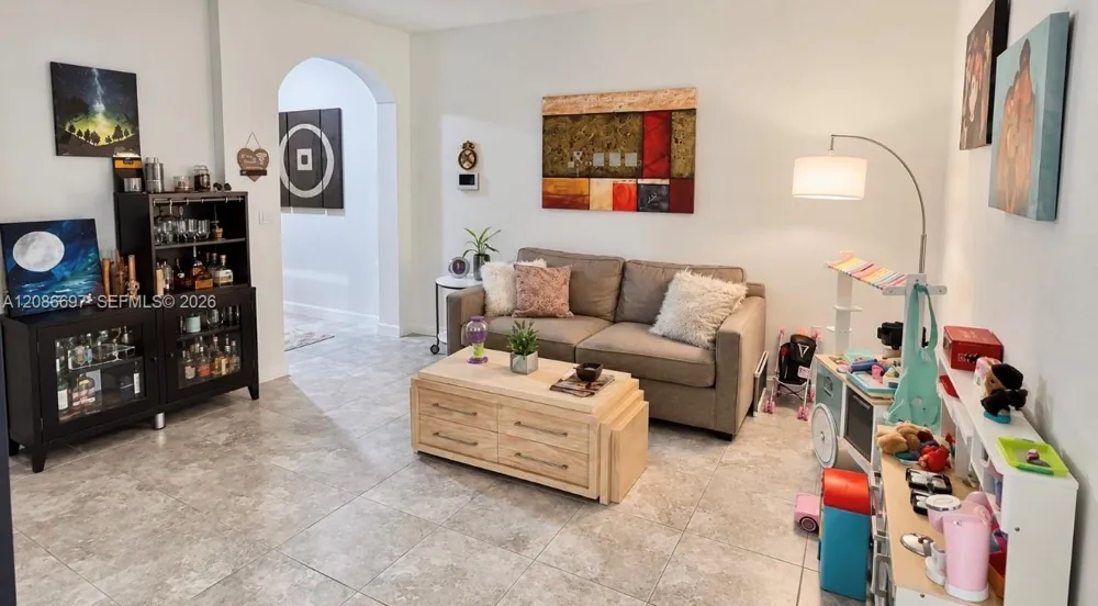 4219 SW 165th Ct #4219 Miami, FL 33185