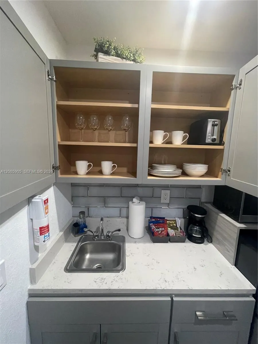 1150 NW 135th Ct #1150 Miami, FL 33182