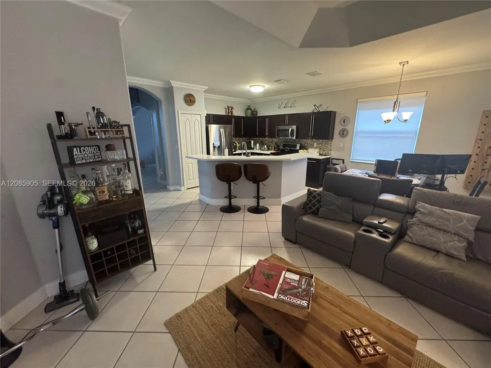 1150 NW 135th Ct #1150 Miami, FL 33182