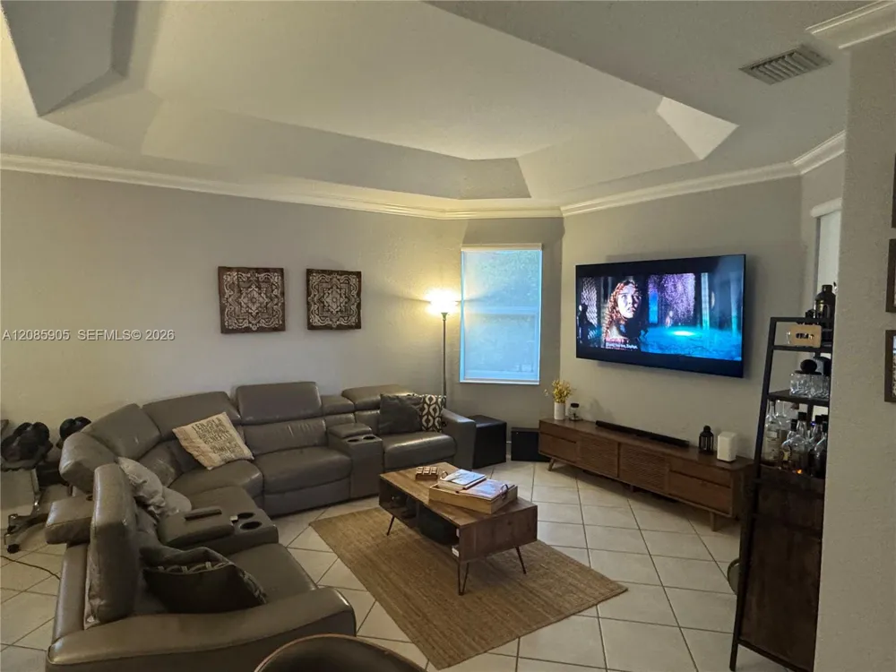 1150 NW 135th Ct #1150 Miami, FL 33182