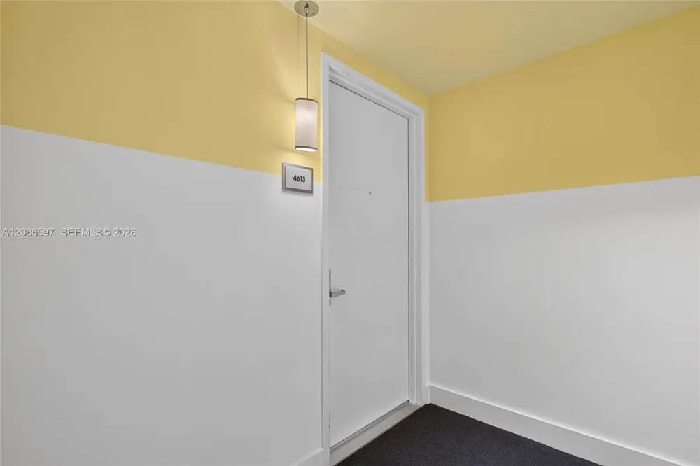 475 Brickell Ave #4613 Miami, FL 33131