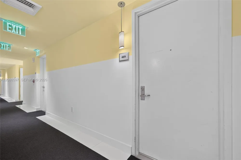475 Brickell Ave #4613 Miami, FL 33131