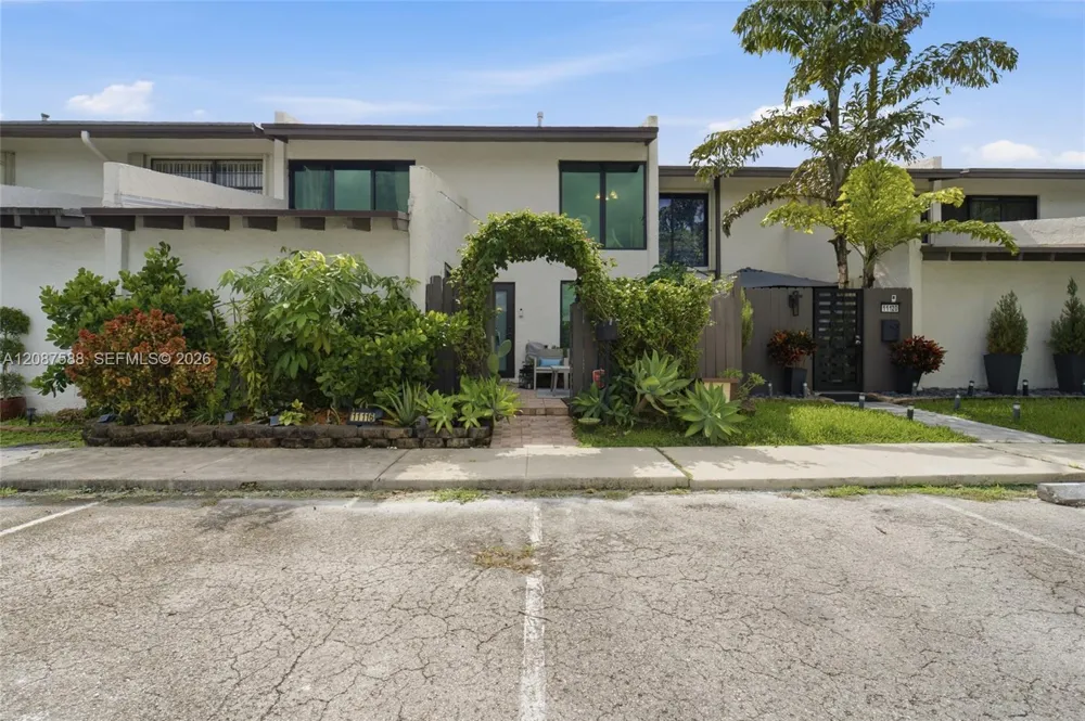 11116 SW 70th Ter Miami, FL 33173