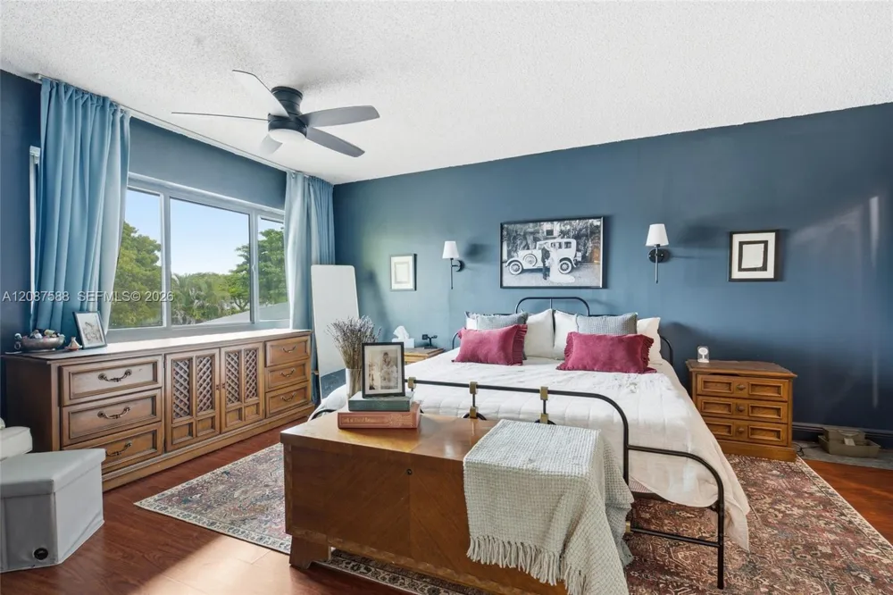 11116 SW 70th Ter Miami, FL 33173