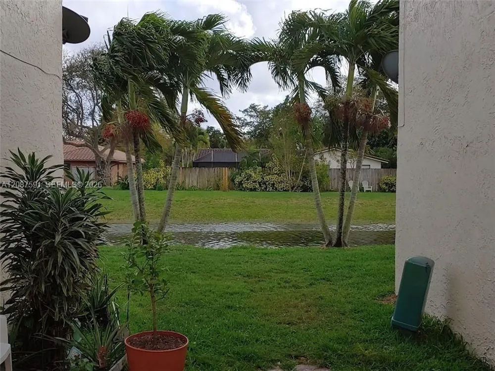 11128 Royal Palm Blvd #8-10 Coral Springs, FL 33065
