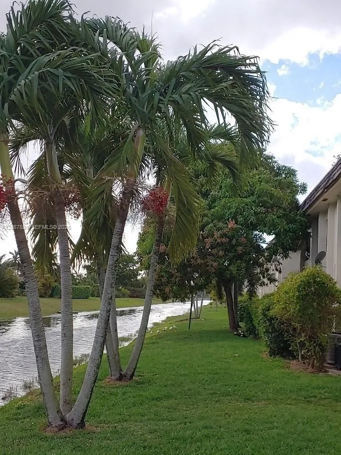 11128 Royal Palm Blvd #8-10 Coral Springs, FL 33065