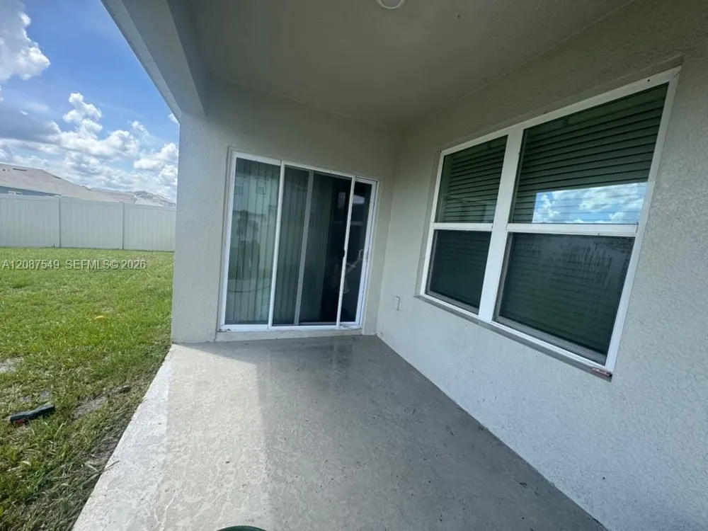 304 Corso Loop Winter Haven, FL 33884