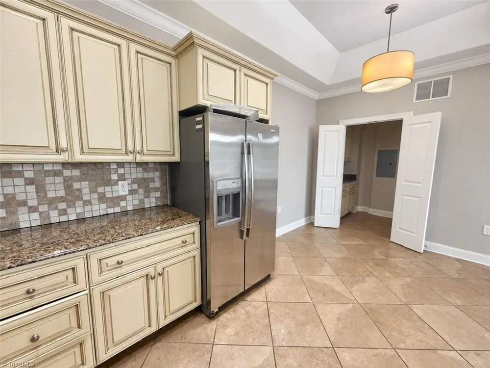 238 E Lewis Street #403 Greensboro, NC 27406