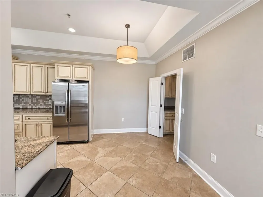 238 E Lewis Street #403 Greensboro, NC 27406