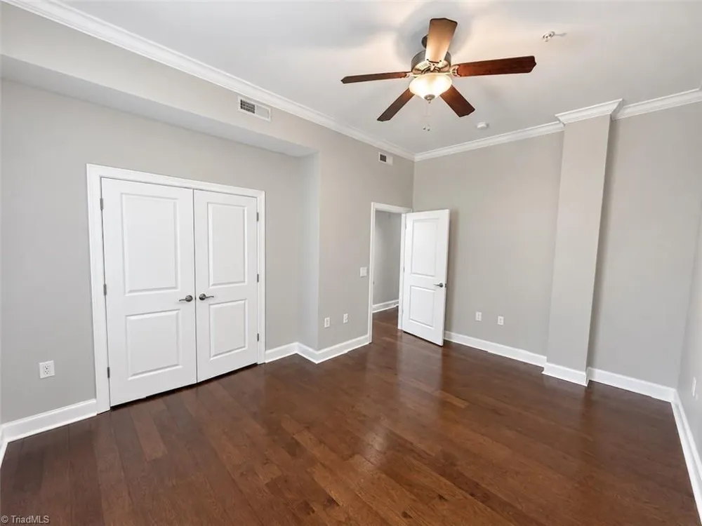 238 E Lewis Street #403 Greensboro, NC 27406