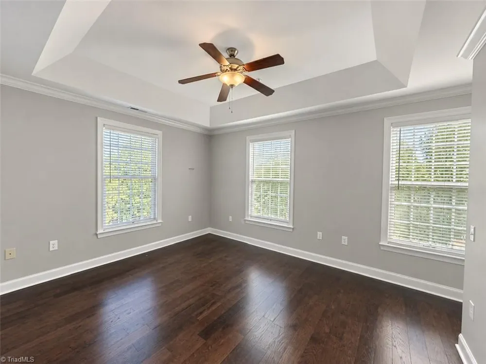 238 E Lewis Street #403 Greensboro, NC 27406